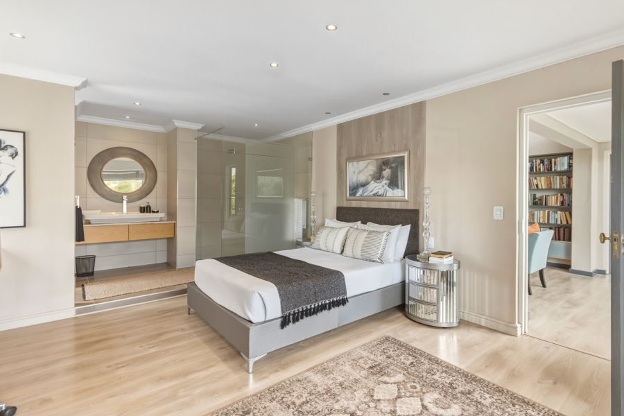 4 Bedroom Property for Sale in Greenways Golf Estate Western Cape